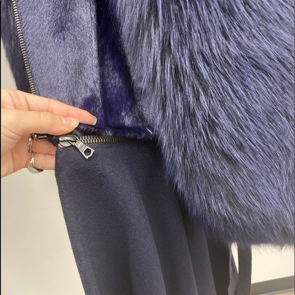 Ferragamo fur coat - Picture 4 of 8